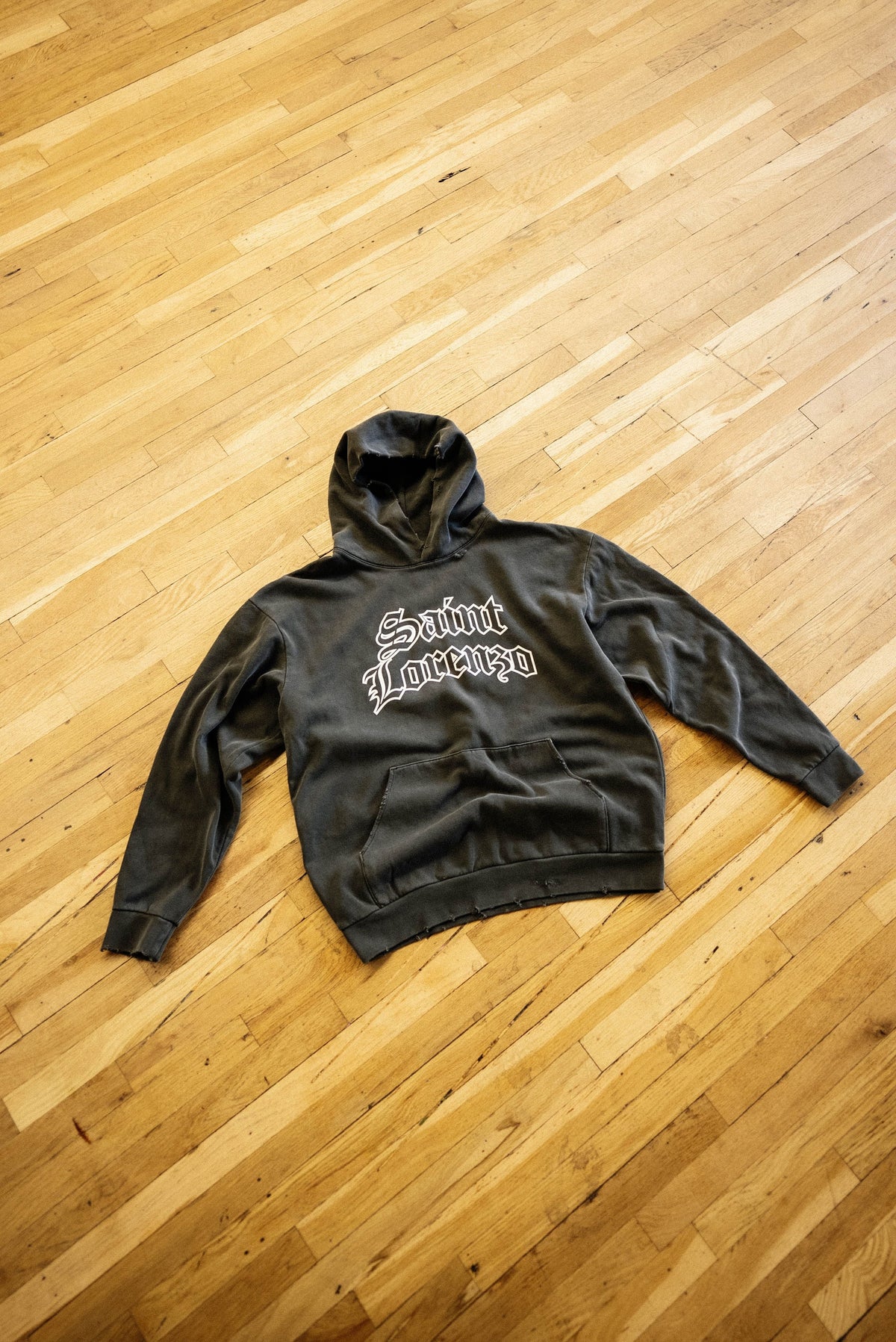 DISTRESSED HOODIE